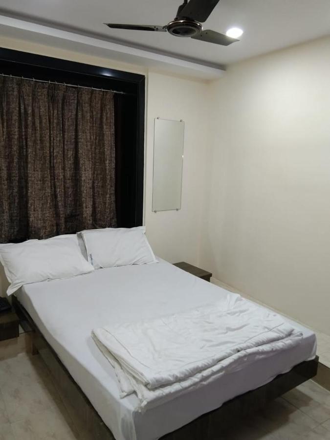 Sadguru Lodge Mumbai Exterior foto